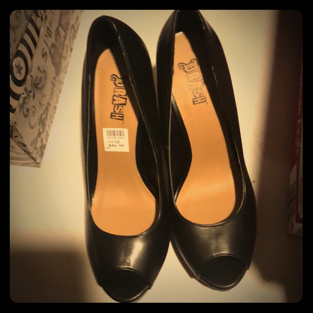Women’s size 10 peep toe heels